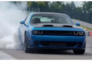 Dodge Challenger SRT Hellcat Redeye, Dodge Charger SRT Hellcat Widebody, Jeep Grand Cherokee Trackhawk - 2211 кінських сили в гаражі