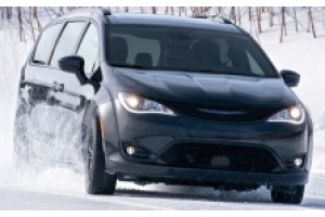 Chrysler Pacifica AWD Launch Edition 2020 з системою повного приводу